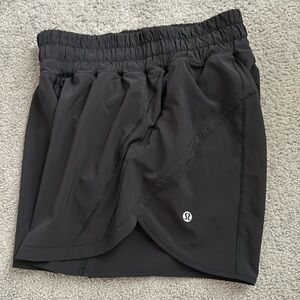 Lululemon Track That High-Rise Lined Short 5"
